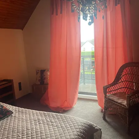 Haus Sengbach Im Bergischen Land Mit 2 Schlafzimmern Casa de Férias